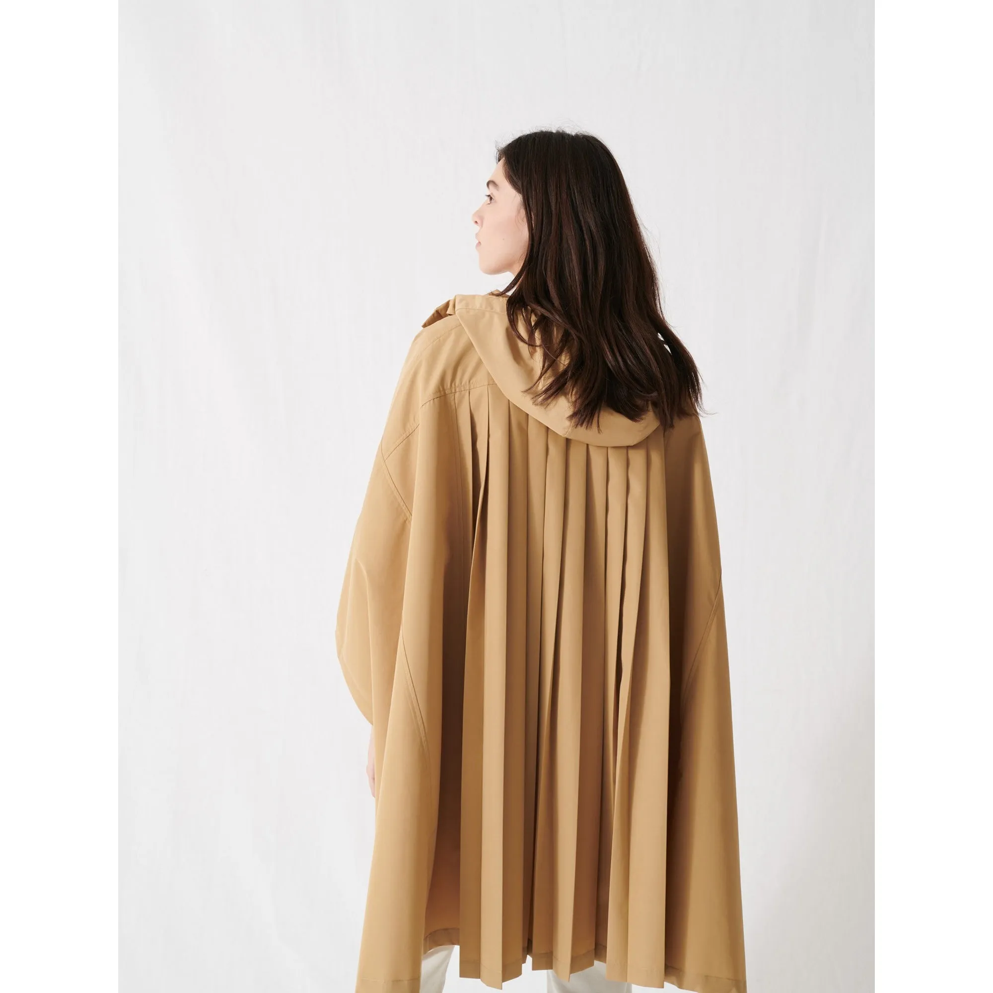 Galak Outerwear - Camel