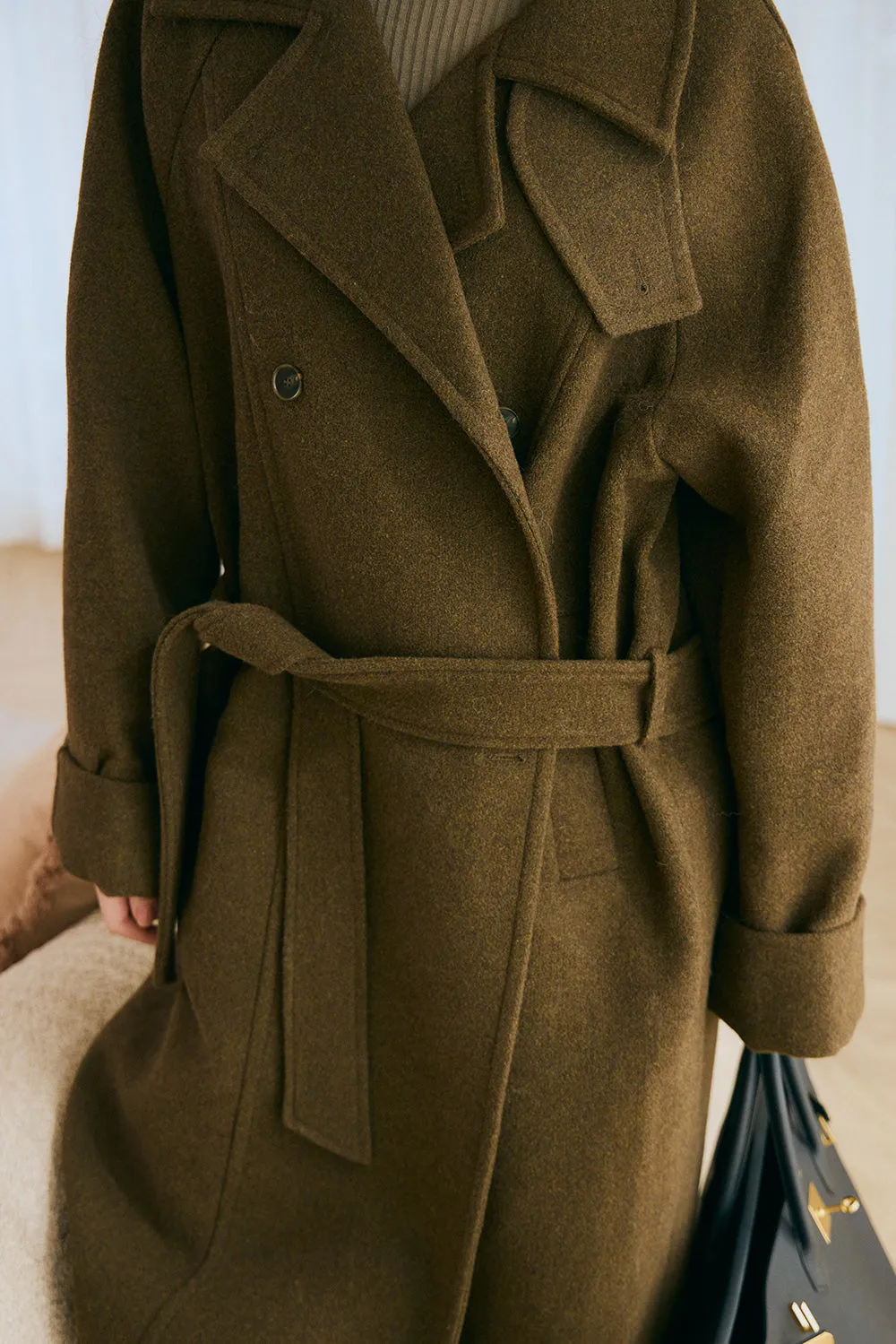 綁帶羊毛大衣<br>Chic Belted Wool Coat