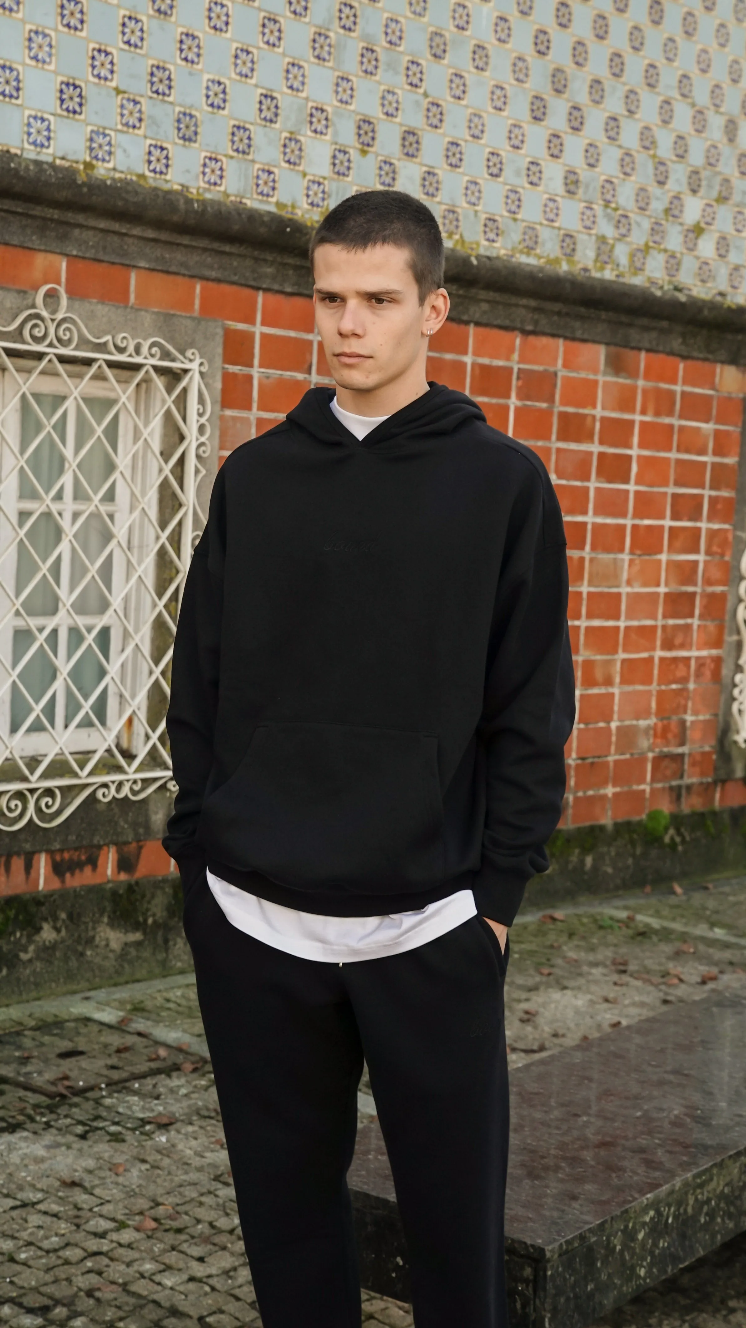 SUSTAIN BLACK HOODIE